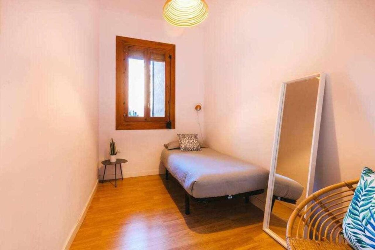 Cozy & Central Apartment Barcelona Exterior foto