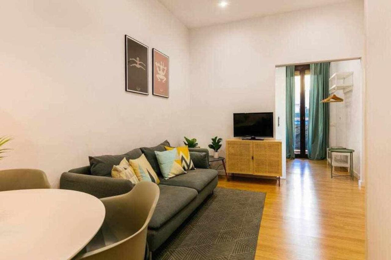 Cozy & Central Apartment Barcelona Exterior foto