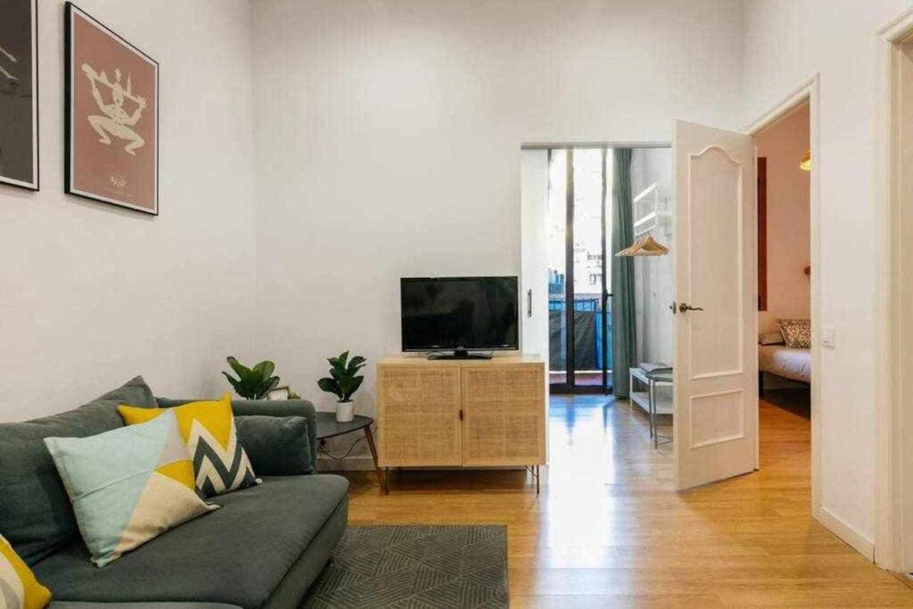 Cozy & Central Apartment Barcelona Exterior foto
